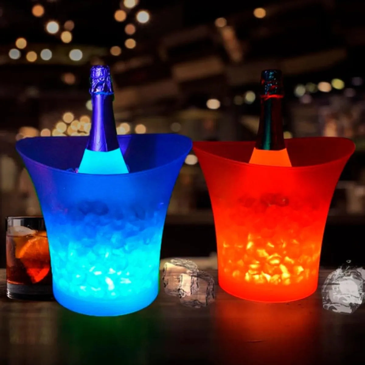 Hielera con luz y parlante Bluetooth